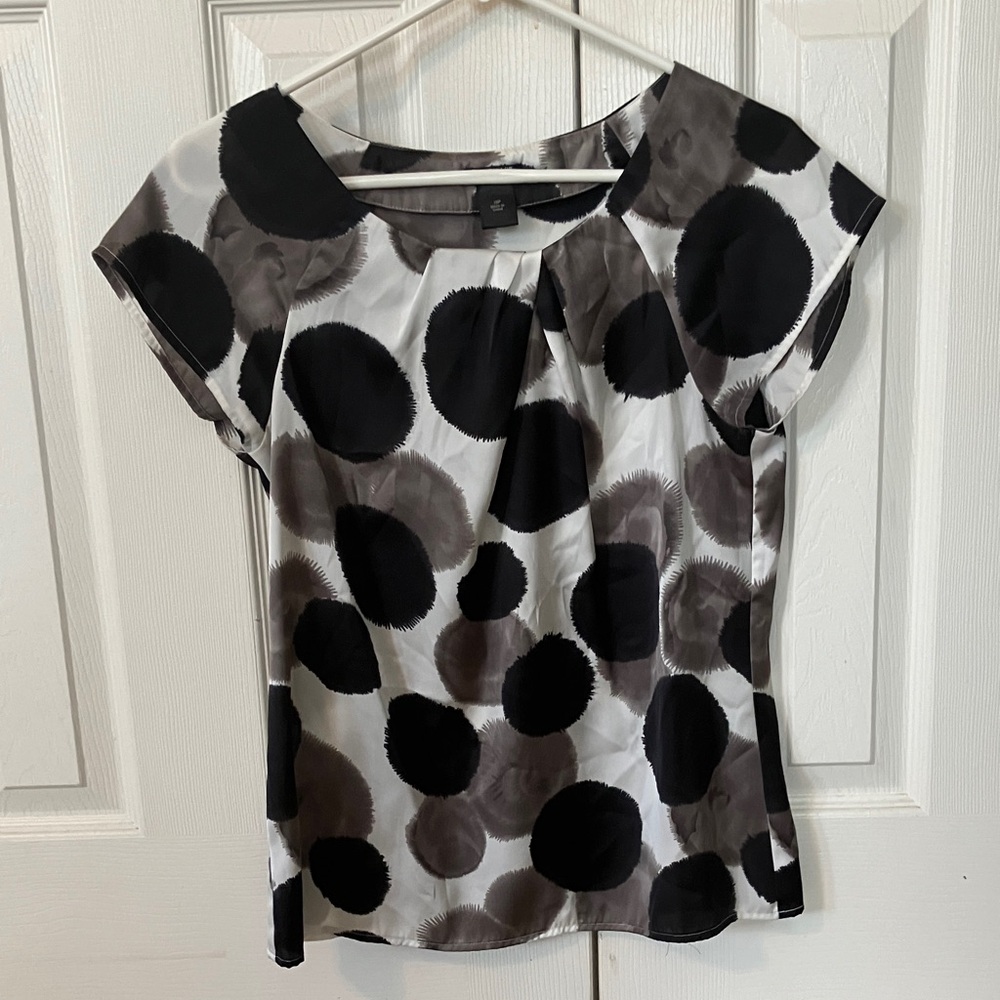 Ann Taylor Black and Gray Circle Inkblot Print Blouse